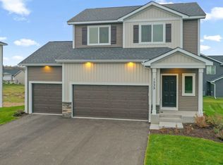 1335 Orchid Way, New Richmond, WI 54017