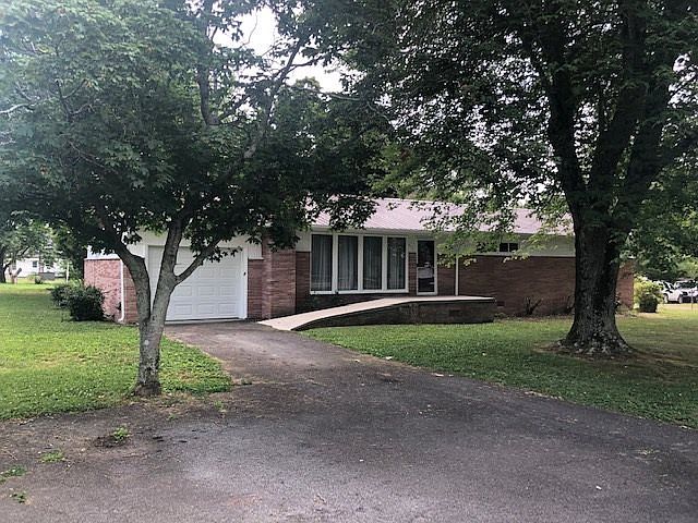 1st image of 311 Dockery Ln SE