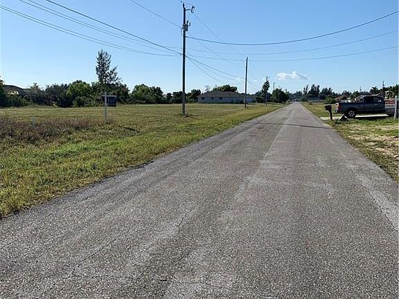 4th image of 222 NW 19th Pl