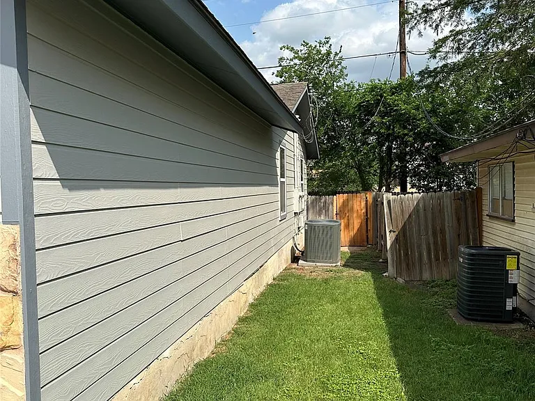 2743 Maple Tree Rd #A — Photo 16