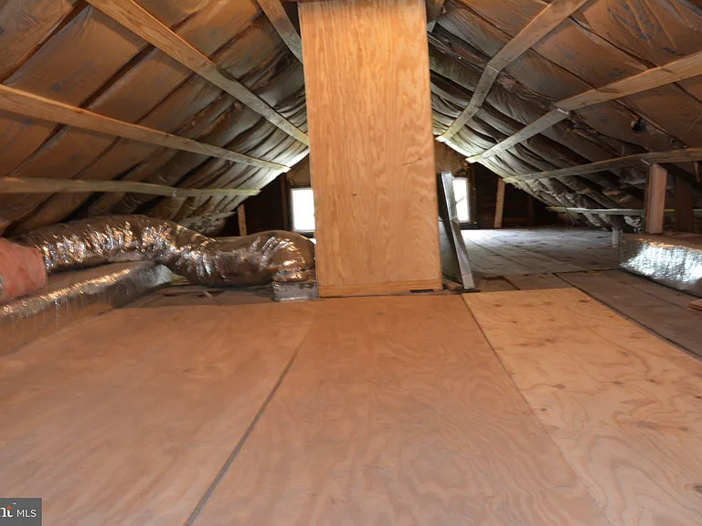 1006 Circle Dr — Photo 35