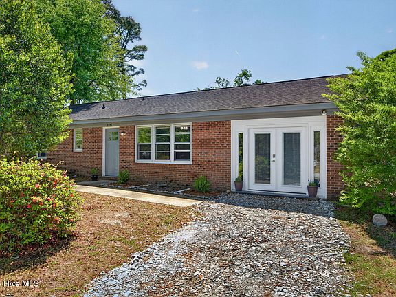 3rd image of 5126 Lord Byron Road