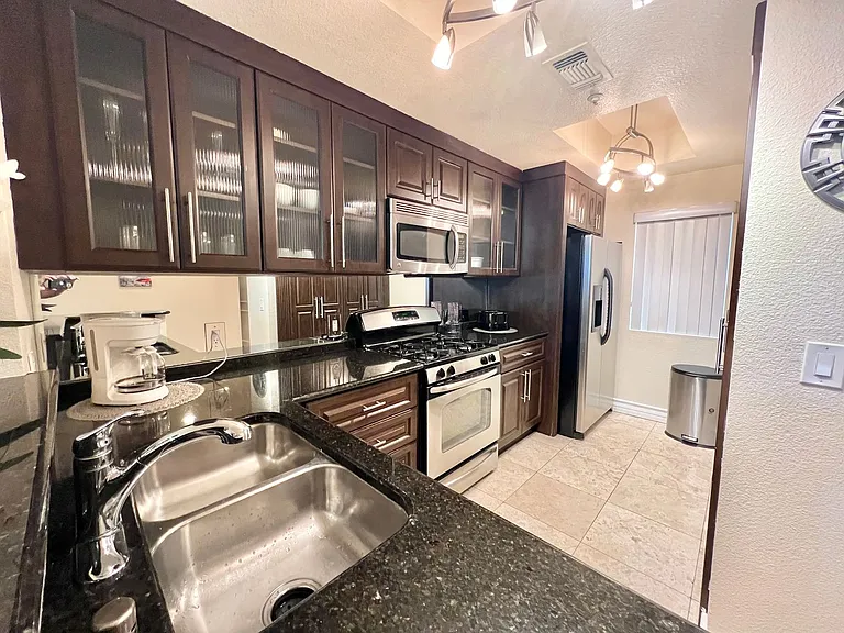 270 E Flamingo Rd #313 — Photo 6