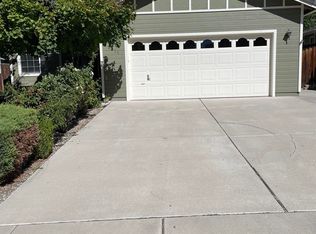5028 Canyon Run Dr, Sparks, NV 89436