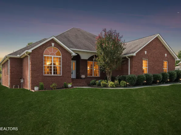 260 Wingate Dr S, Lenoir City, TN 37771