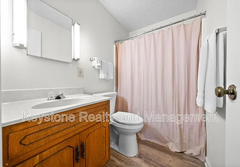 100 Laurel Cove Dr — Photo 11