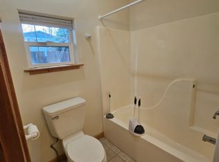 1601 Main St APT B, Sandpoint, ID 83864