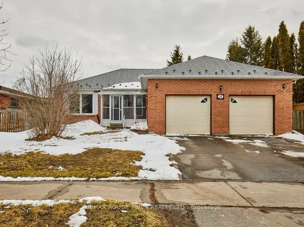 34 Cedar Ct, Kawartha Lakes, ON K9V 6A9