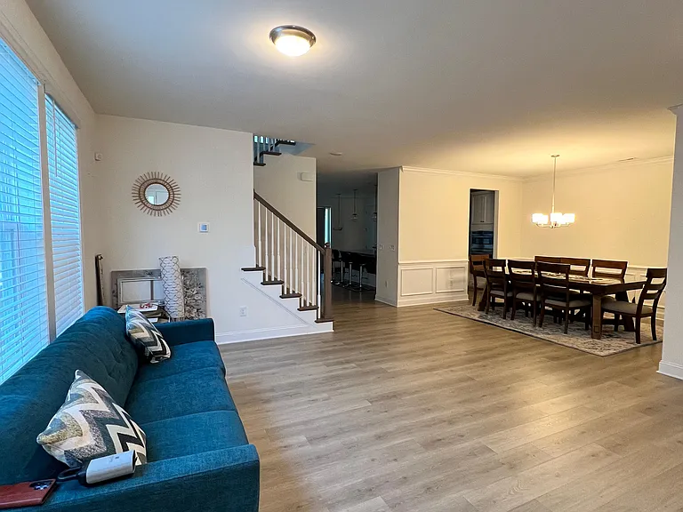 2563 Hutch Ln — Photo 31