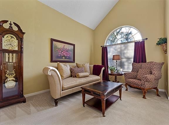 4th image of 1922 Landridge Dr
