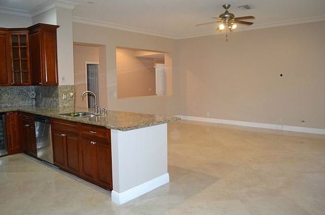 1st image of 4081 Holly Ct