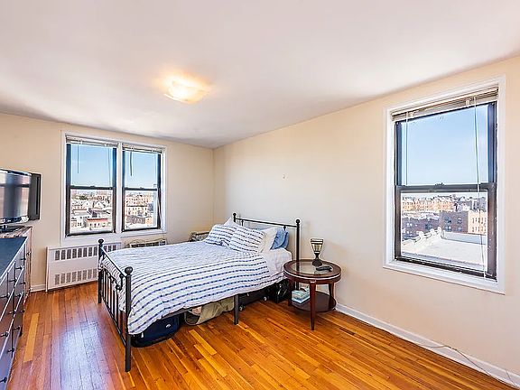4th image of 149 Marine Ave APT 6N