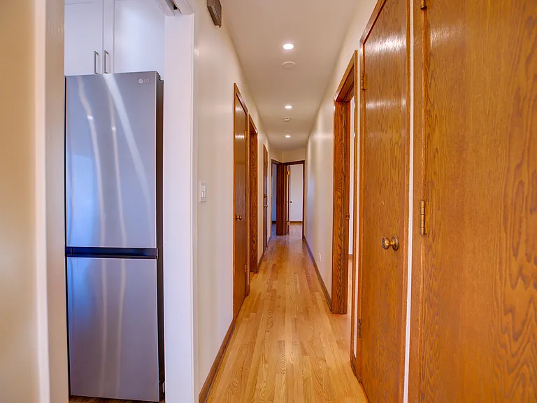 5715 N Cicero Ave #2 — Photo 4