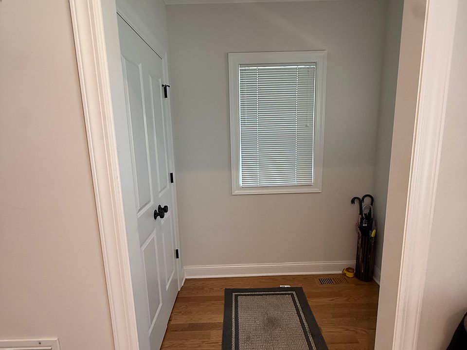 1st image of 69 Oak St #B