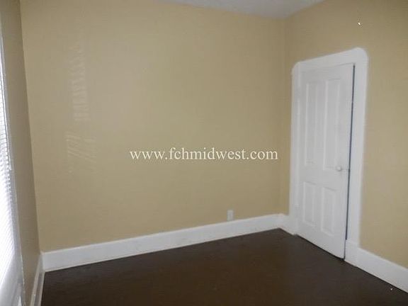 4th image of 117 E Palmer St APT D