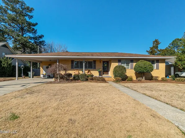 1223 Meadowood Rd, Columbia, MS 39429