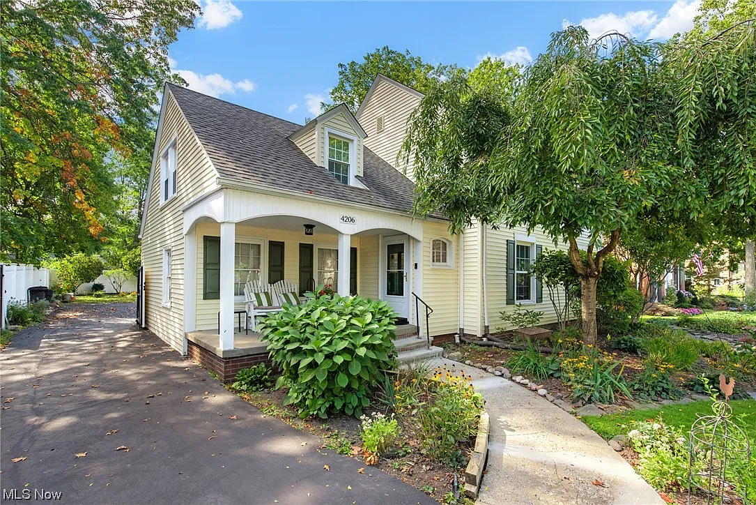 4206 Silsby Rd photo 1
