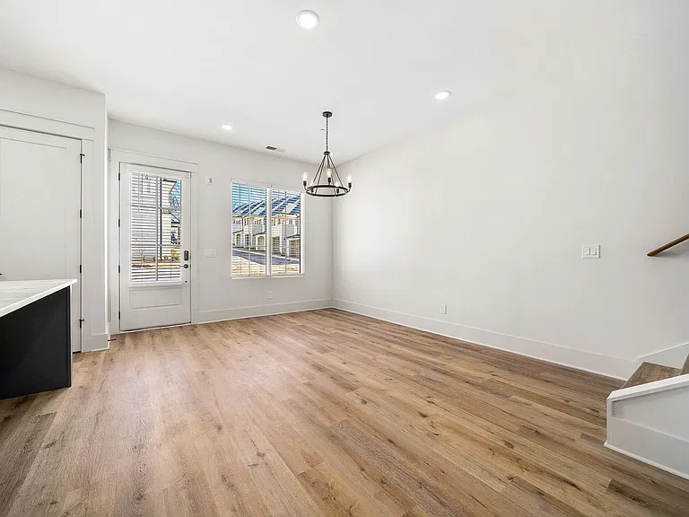 Cedar Walk Townhomes — Photo 28