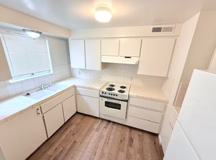 2029 W Shields Ave #102, Fresno, CA 93705