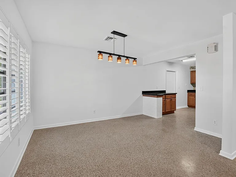 3398 NE 5th Ave — Photo 7