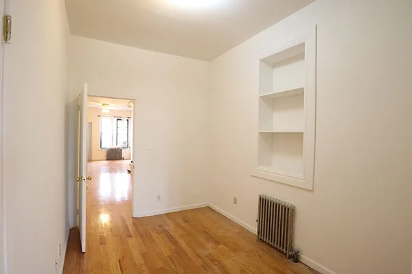 Rented by TheRealEstateCompany.com LLC | media 21