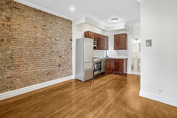 1st image of 419 E 82nd St APT 5