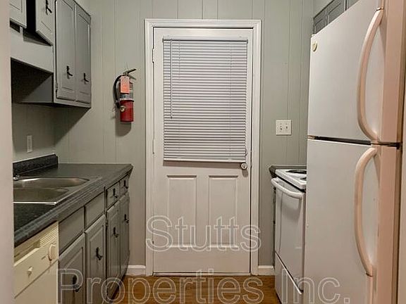 4th image of 1825 Darby Dr Unit G-10