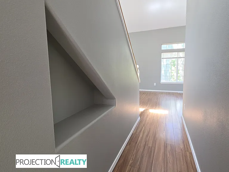 15239 NW Moresby Ct — Photo 11