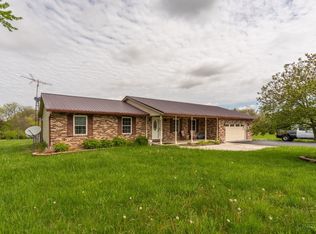 10005 Wolfe Rd, New Vienna, OH 45159