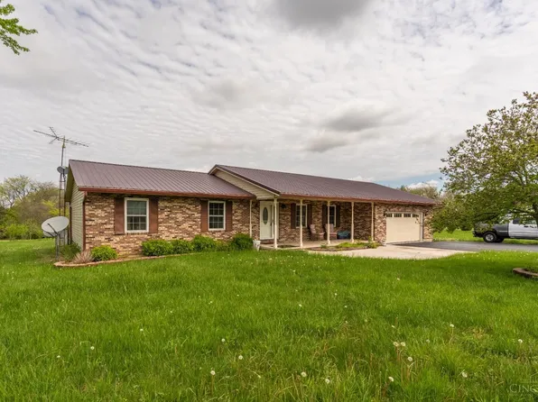 10005 Wolfe Rd, New Vienna, OH 45159