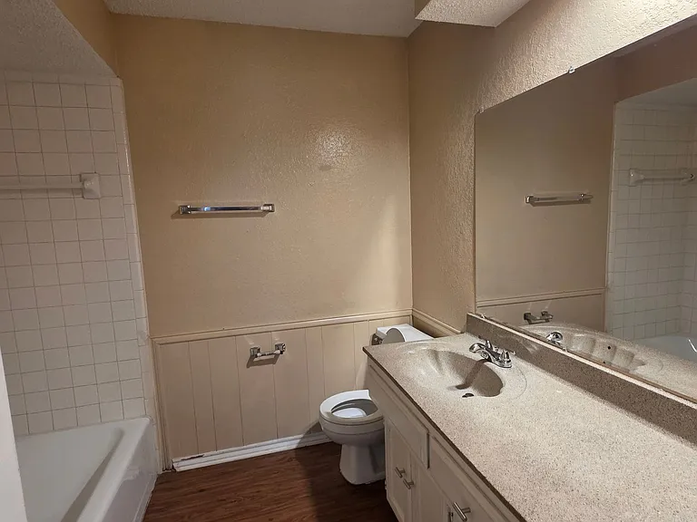 4724 Berridge Ln — Photo 16