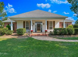 205 Tealwood Dr, Bossier City, LA 71111