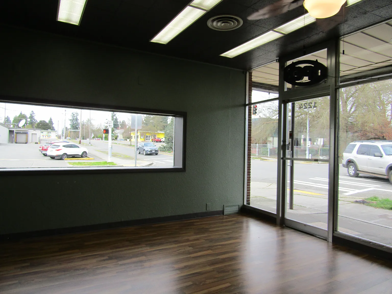 Studio, 1400 sqft, $2,525 — Photo 4