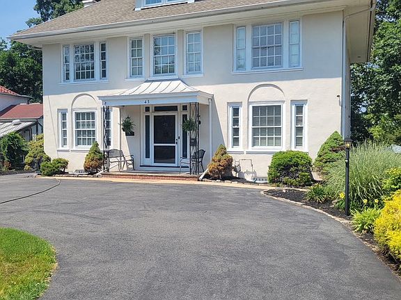 2nd image of 43 Franklin Dr