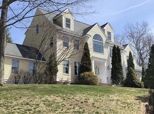 9 Erin Way, Middleton, MA 01949