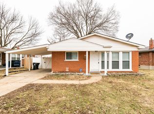 8133 Blancha Dr, Saint Louis, MO 63130