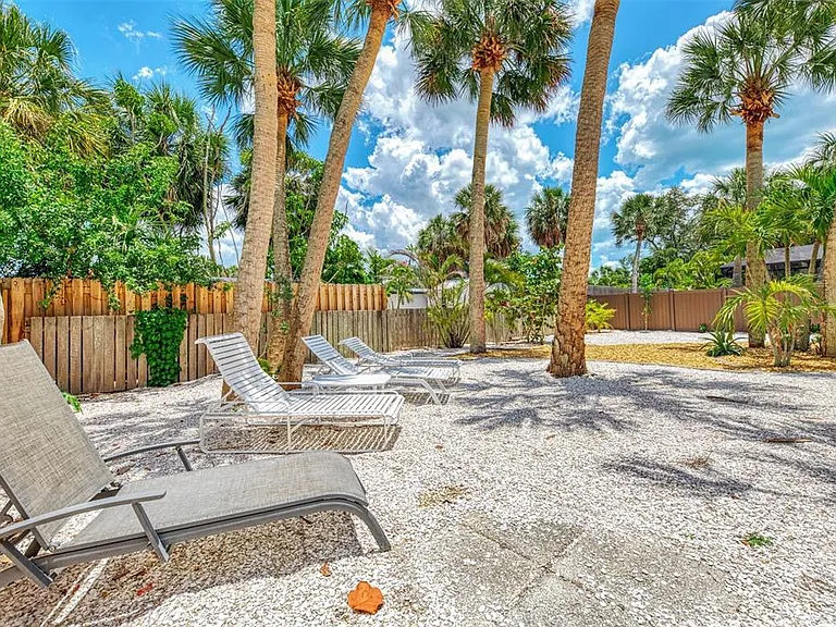 5253 Avenida Del Mare — Photo 45