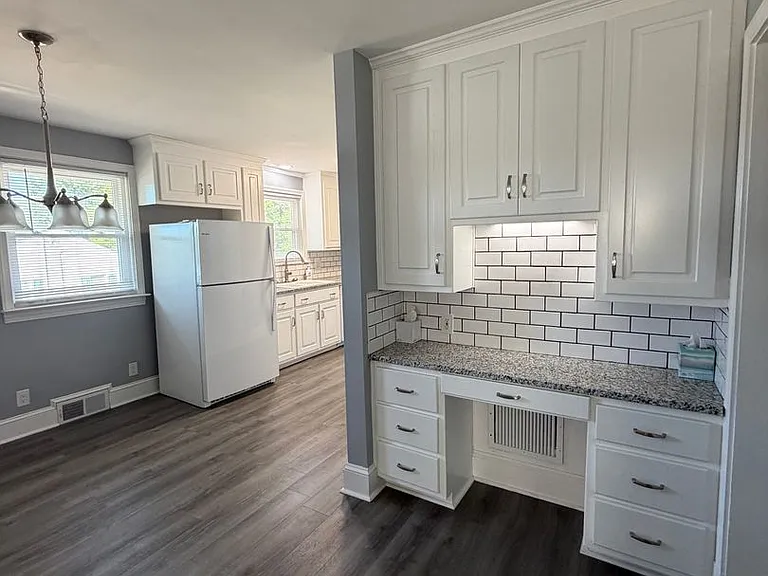 1900 Westover Dr — Photo 13