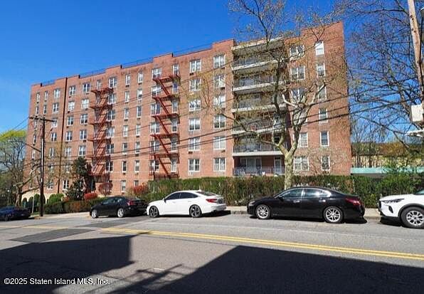 2nd image of 55 Austin Pl APT 7D