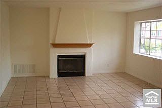 3rd image of 4938 Stewart Ave
