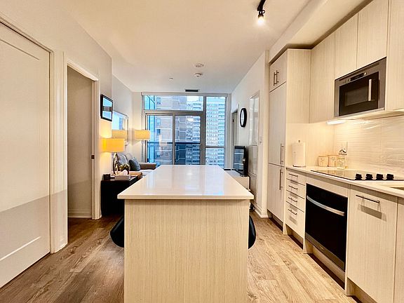 2nd image of 286 Main St #1111