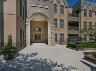 3280 Park Rd, Charlotte, NC 28209