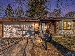 1433 Flushing Rd, Flushing, MI 48433