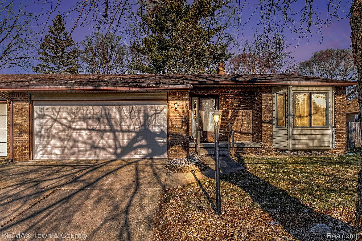1433 Flushing Rd photo 1