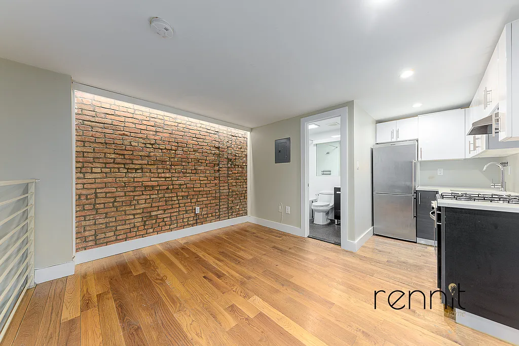 Building Photo - 814 Saint Johns Pl #1F