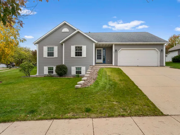 501 Meadow Vw, Mount Horeb, WI 53572