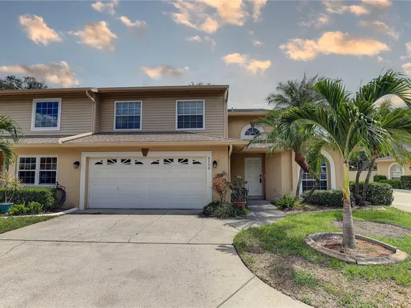8990 Antigua Dr, Seminole, FL 33777