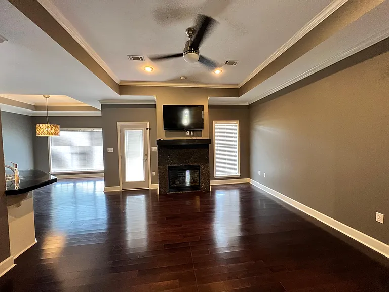 440 Wedgewood Point — Photo 5
