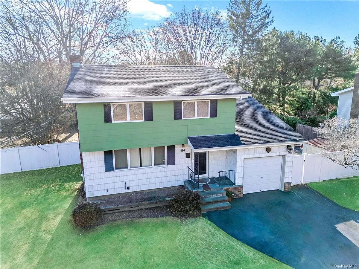 54 Colonial Springs Road photo 1
