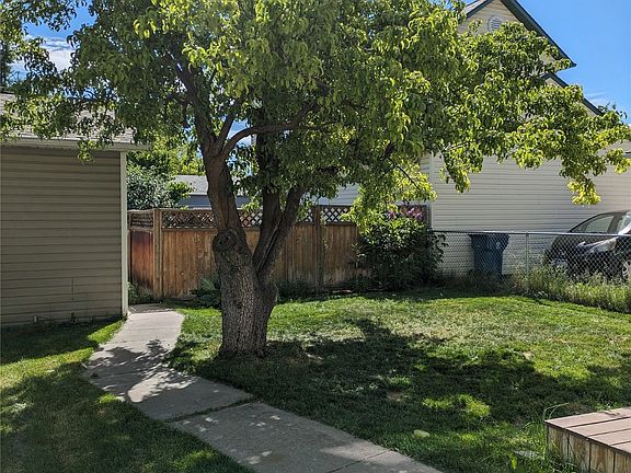 2nd image of 2028 Kemp St